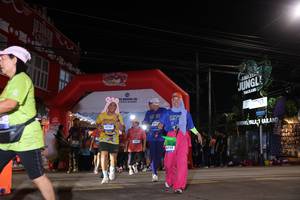 BIB: 4730
                            <button type="button" onclick="openModal(26261817)" class="btn btn-primary btn-sm float-right btn-popup" data-toggle="modal" data-target=".modal-high-quality">
                        <i class="fas fa-shopping-cart"></i> Add to Cart
                    </button>
                                            <button type="button" onclick="isThisMe(26261817, true)" class="btn btn-success btn-sm float-right btn-popup btn-isme hidden" data-toggle="tooltip" data-placement="bottom" title="นี่คือรูปของคุณใช่ไหม คลิกที่นี่เพื่อเอาเข้าอัลบั้ม">
                        <i class="fas fa-plus"></i> Add to album
                    </button>
                    <button type="button" onclick="isThisMe(26261817, false)" class="btn btn-warning btn-sm float-right btn-popup btn-isnotme hidden">
                        <i class="fas fa-ban"></i> Remove from album
                    </button>